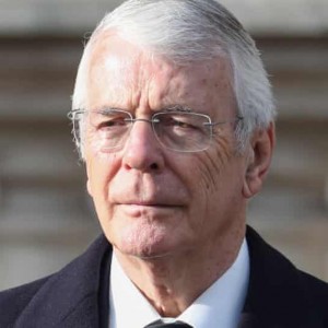queen-must-be-given-time-and-space-to-grieve-says-john-major