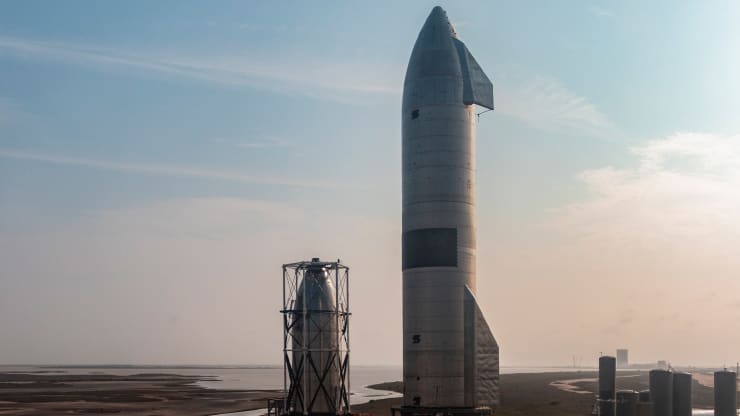 SpaceX Tests Mars Prototype Rocket