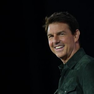 tom-cruise-returns-golden-globes-awards-in-protest-of-hfpa