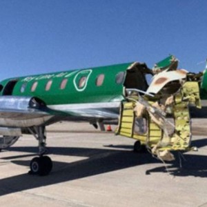 plane-lands-safely-after-almost-being-cut-in-half-in-midair-collision