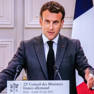 macron-and-merkel-condemn-u-s-spying-after-new-wiretapping-report