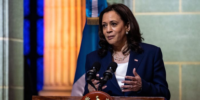 Kamala Harris Is Having A Bad Week