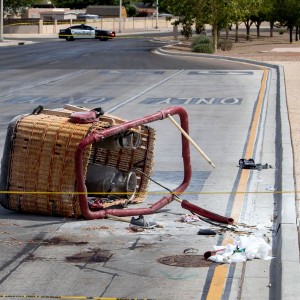 five-dead-after-hot-air-balloon-blown-into-power-lines-in-albuquerque-new-mexico