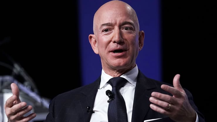 5 Of Jeff Bezos’ Best Lessons For Success From His 27 Years As Amazon CEO