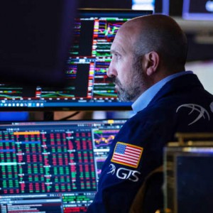 rebalance-your-portfolio-now-as-the-economy-enters-an-expansion-phase-hsbc-saas