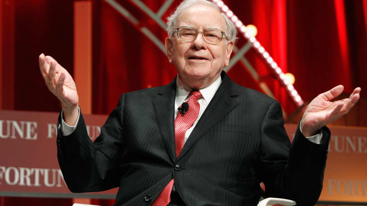 Warren Buffett's 1999 Advice On How To Get As Rich As Him Still Applies Today