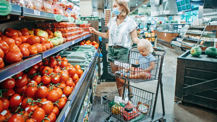 4 Pieces Of Advice Financial Advisors Are Giving Their Clients In 2021