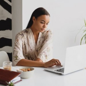 want-to-get-your-resume-noticed-ditch-these-overused-phrases-add-these-verbs-instead