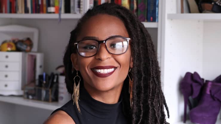 How A Personal Finance Coach Who Stopped Investing In 2020 Started Again