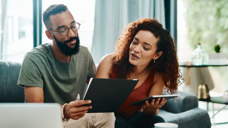 Is It A Better Option To Invest A Lump Sum Or Smaller Amounts Over A Long Period?