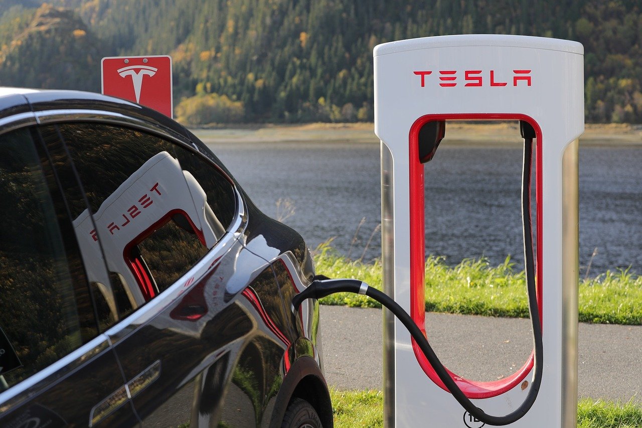 Tesla (TSLA) Becoming An Electricity Retailer: Paradox Or Opportunity?
