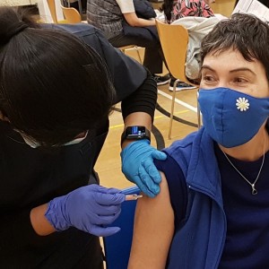 Workers Faces  A Tight Option, Covid Vaccination Or No Job