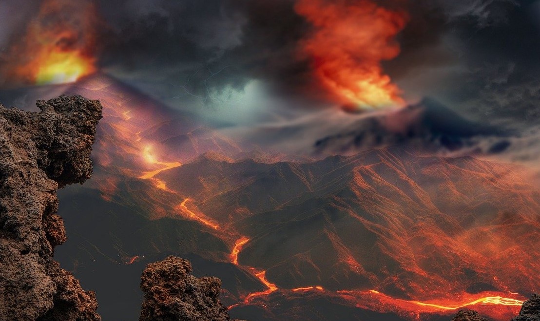 Spain Canary Island Burns, As La Palma Volcano Erupts