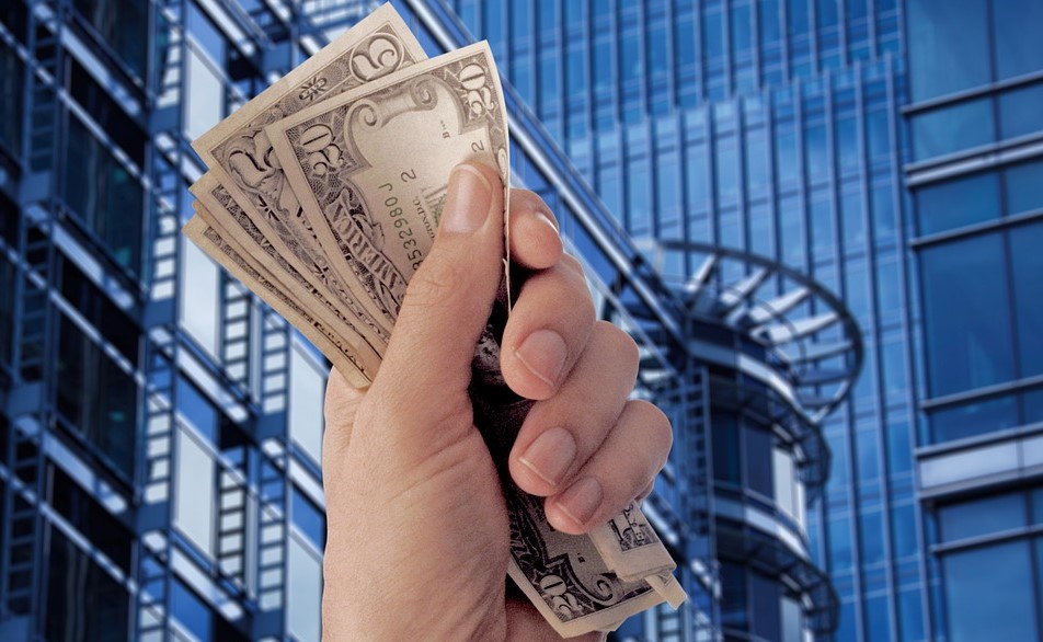 Market Uncertainties: Stocks May Be In Trouble, Should You Turn To Bonds?