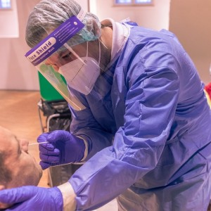 England Massive Covid-19 Test Error: Tens Of Thousands Got A Wrong Result From Wolverhampton Lab