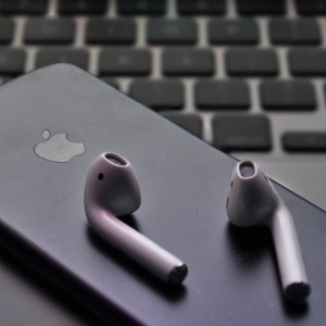 Apple Excite The Market As It Launches New MacBooks and AirPods