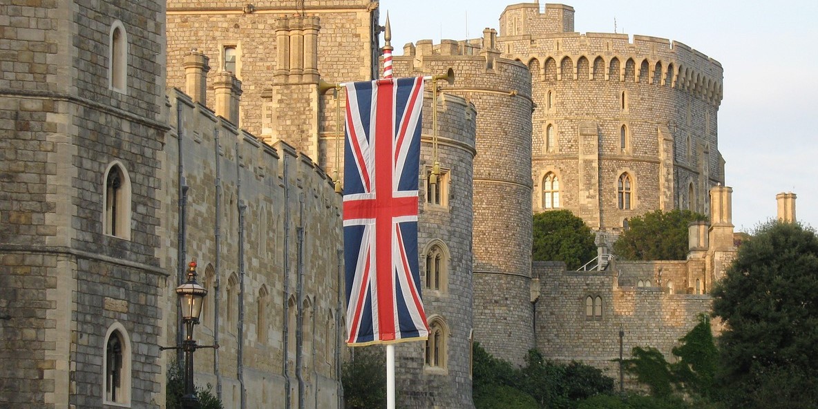 Queen Elizabeth In Good Spirits After Medical Investigation, Back To Windsor Castle