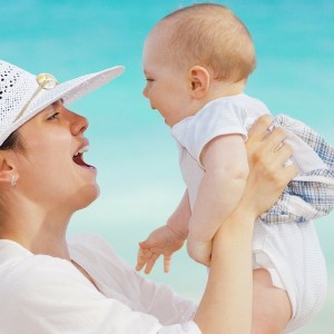 Mothers Impacted By The Pandemic: You Can Get Free Financial Advice From ‘Moms Are Cool’ Program 