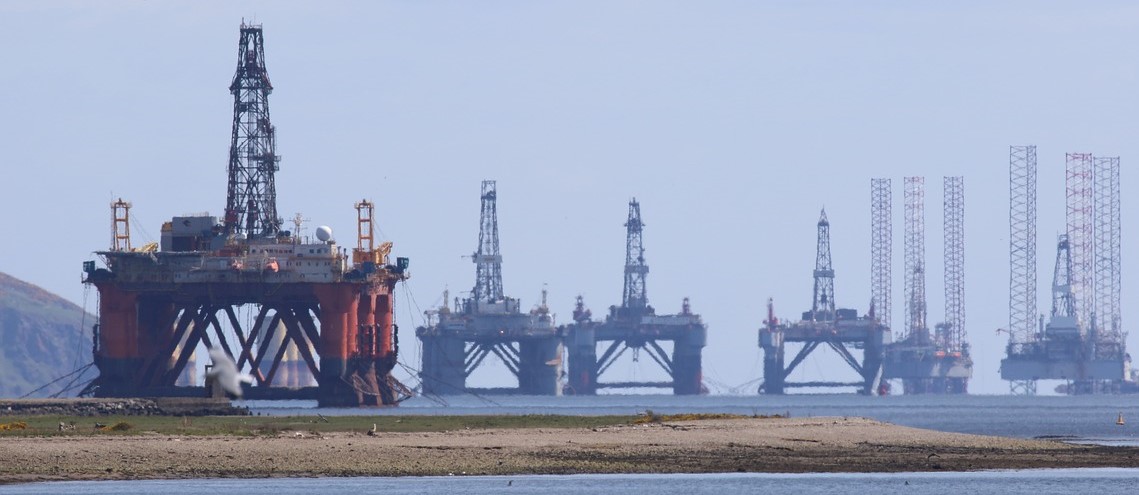 Exxon: Oil Giant That Investors Hate To Love