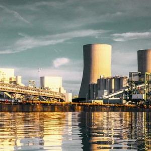 ge-to-split-into-three-companies-shares-jump-15-percent