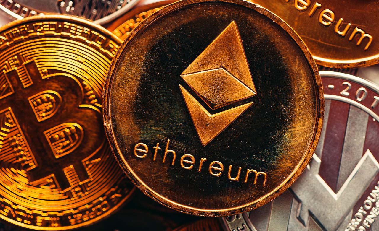 Crypto.com Coin Rallies After The Company Buys The Naming Rights To The Staples Center