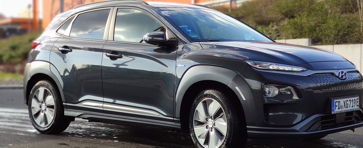 Tesla vs Competition: In Los Angeles, Tesla's Rivals Roll Out Larger, Cheaper Electric SUVs