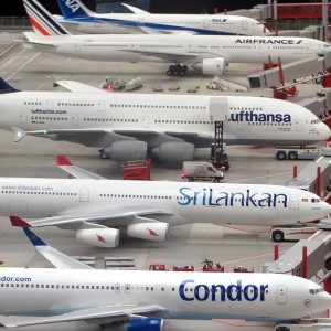 omicron-more-airline-crew-tested-positive-as-thousands-of-flight-cancellation-crystallised