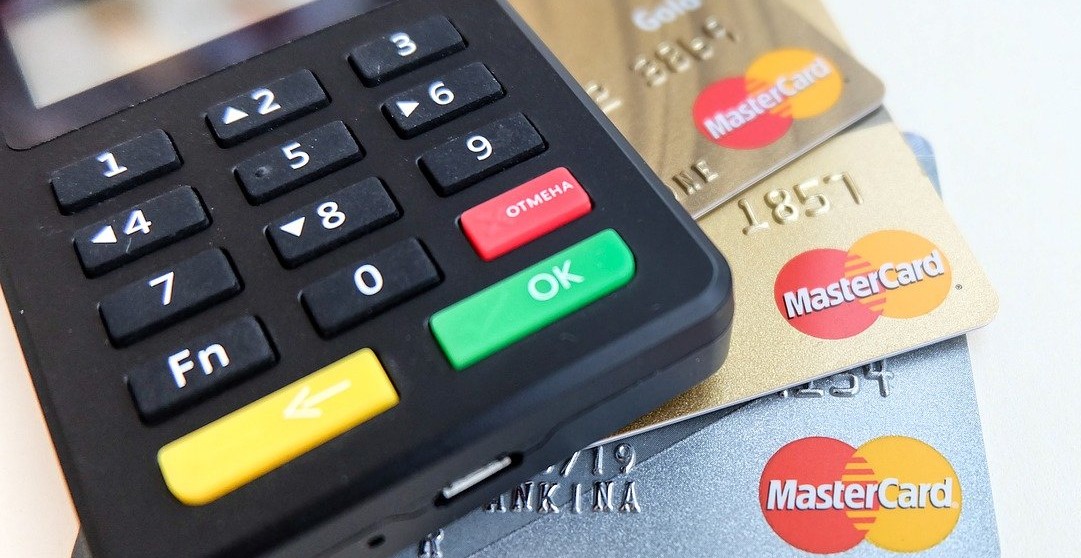 Adobe: Online Sales of $204 Billion Over The Holidays Ride On Higher Prices 