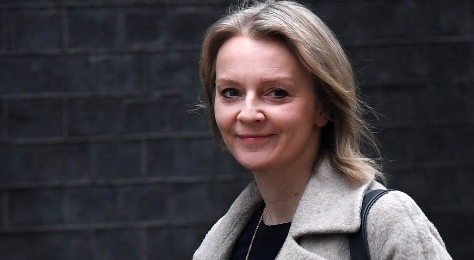 Russia - Ukraine High Tension : Liz Truss, UK Foreign Minister To Visit Moscow Despite The Tensions