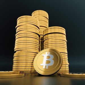 bitcoin-tumbles-to-six-month-low-as-ukraine-conflict-fears-shake-markets