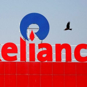 Reliance invests $200 million in InMobi's Glance