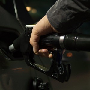 uk-petrol-and-diesel-prices-reach-new-record-high