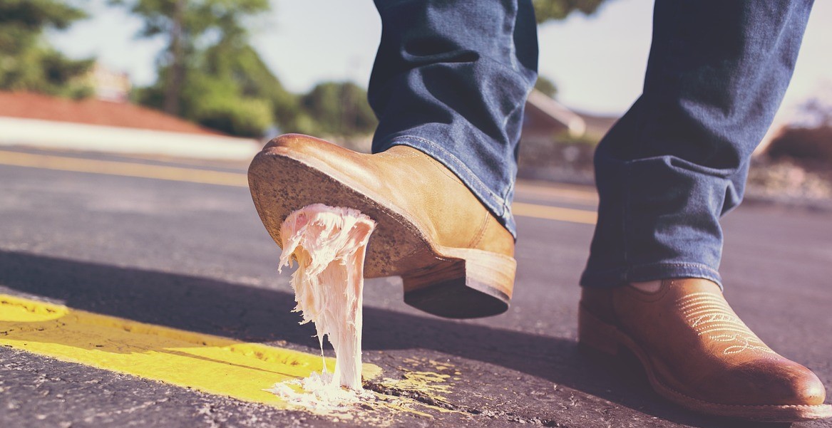 Leave Your Shoes Outside To Avoid These Environmental Issues --Says Scientists 