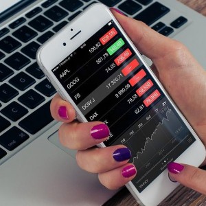 contactless-payment-uk-company-develops-hand-implanted-microchip-for-contactless-payments