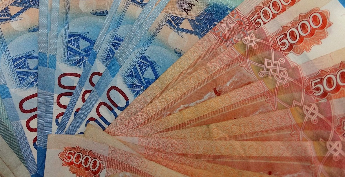 Russia Struggling Through The Sanctions?  4 Ways By Which Russia Moderates The Impact Of Sanctions