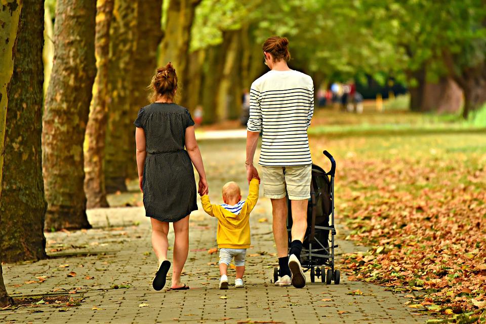 Are You Overparenting? A Child Psychologist Says These Are The Tell-Tale Signs