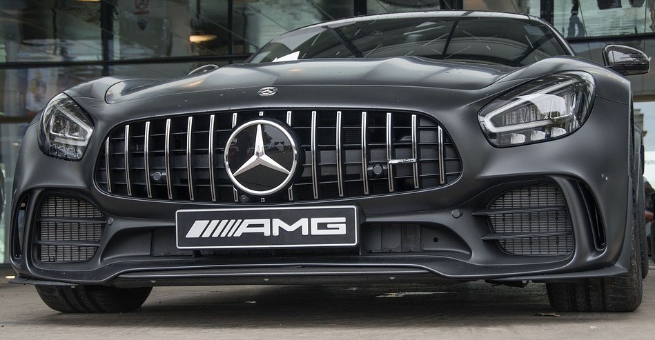 Mercedes-Benz CEO Sees Soaring Demand, Teases Electrified AMG Platform