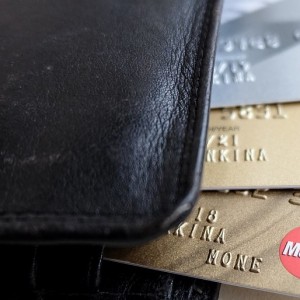 Credit Card Debt Consolidation: Here Are 5 Good Options To Do So