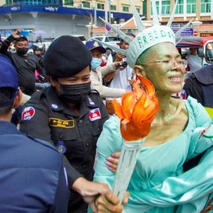 cambodian-activist-dressed-as-lady-liberty-sentenced-to-jail-for-treason