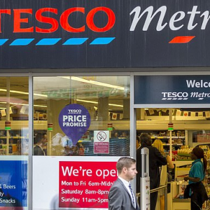 Tesco : Britons Buying Less, Switching To Cheaper Options More Frequently  In Response To Inflation