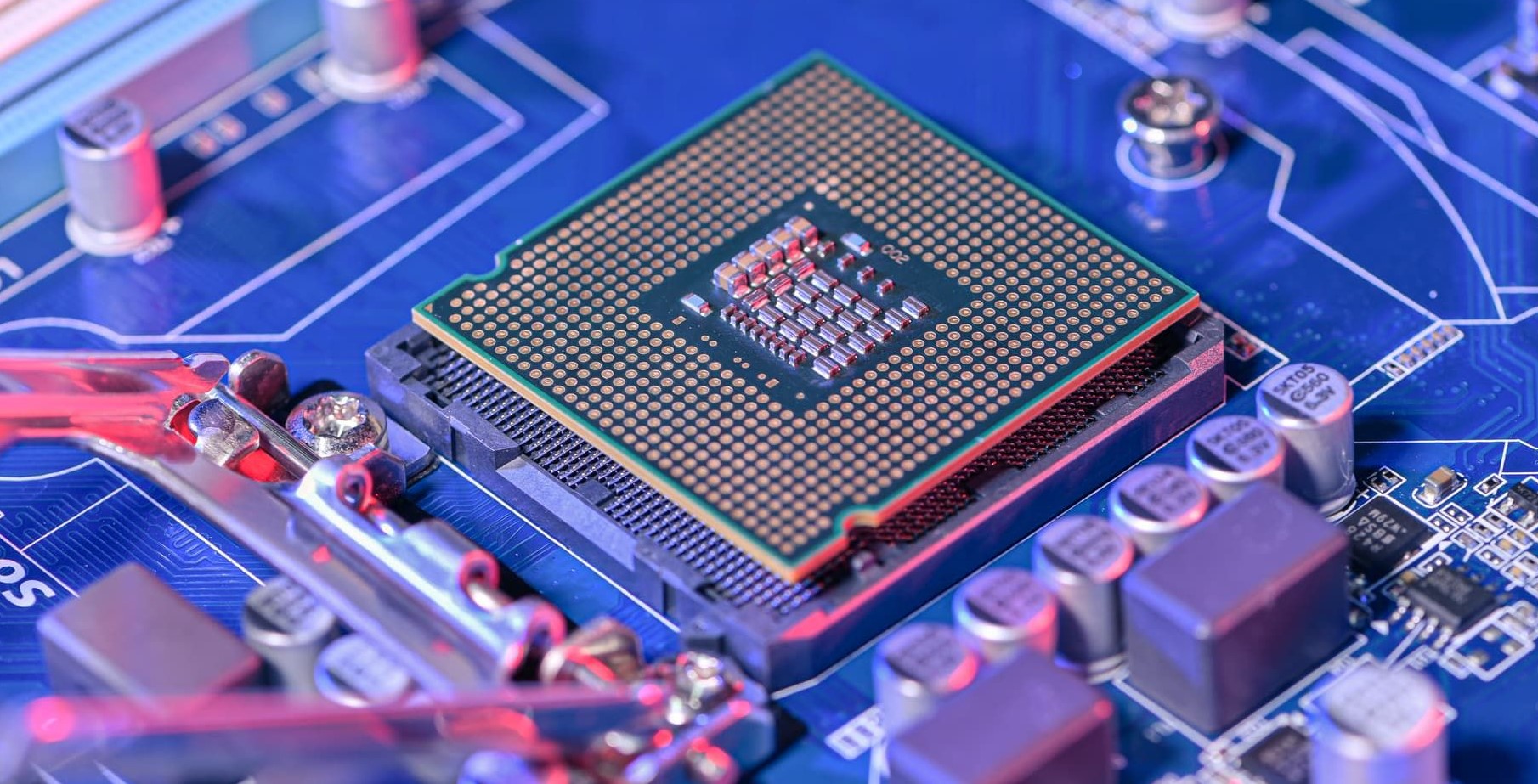 U.S. vs China's Dominance Of The Chip Market: Senate Passes Bill To Boost Manufacturing 