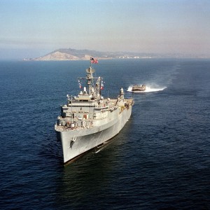 taiwan-two-us-warships-sail-through-strait