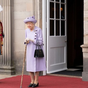 Queen Elizabeth II: World Leaders Remember A 'Kind-Hearted Queen'