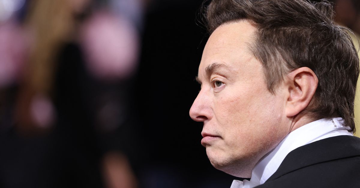 Elon Musk Renews Interest In Twitter Deal