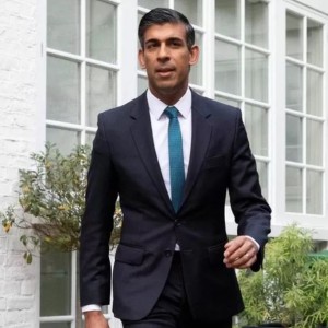 rishi-sunak-to-become-the-next-uk-prime-minister-as-rivals-quit-race