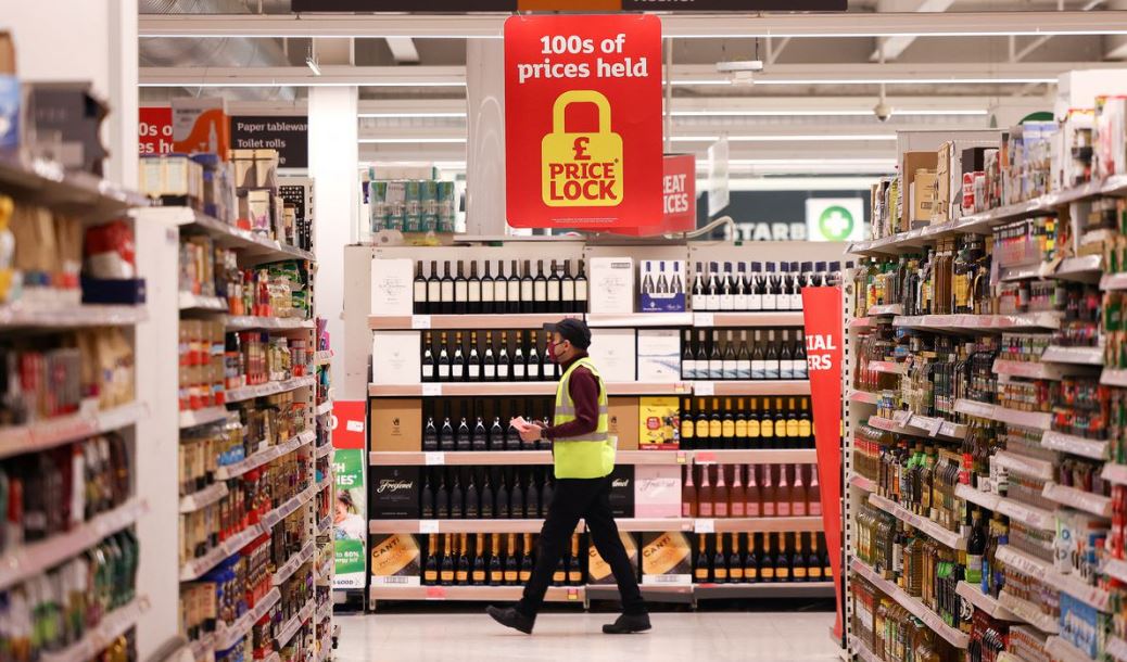 Life Tough For Millions Of Households, Says Sainsbury's Boss