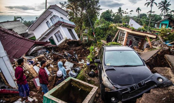 Indonesia Earthquake: At Least 162 Confirmed Dead
