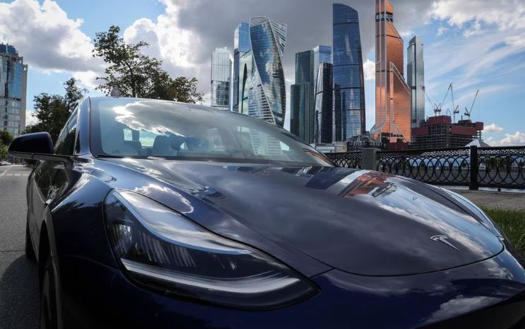 Tesla Video Promoting Self-Driving Was Staged, Engineer Testifies