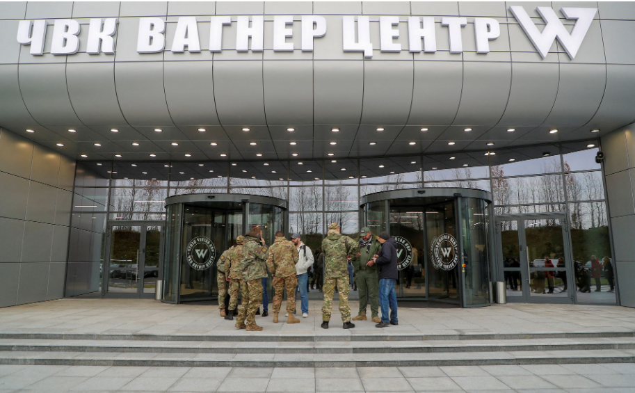 Wagner Mercenaries Chief Admits Russia Facing Bakhmut Resistance