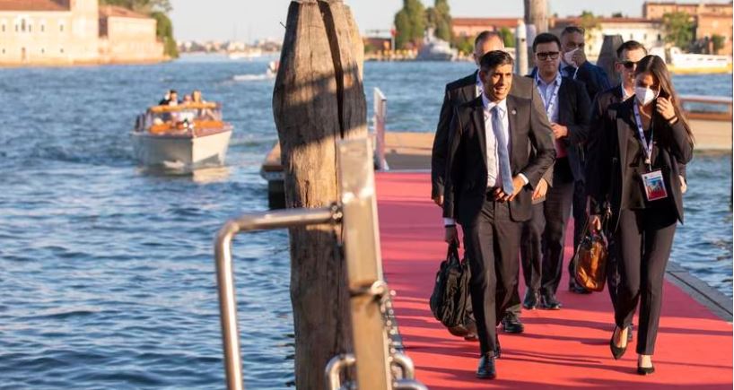 British Ministers 'Using Public Money Like A Cash Machine' To Fund Luxury Travel - Labour